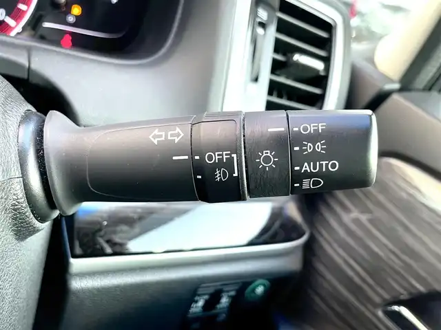 ホンダ オデッセイ アブソルート 三重県 2014(平26)年 10.4万km ホワイトオーキッドパール 【(株)IDOMが運営する【じしゃロン四日市店】の自社ローン対象車両になります。こちらは現金ご利用時の価格です。自社ローンご希望の方は別途その旨お申付け下さい。】/SDナビ(CD/DVD/BT/AM/FM)/アルミホイール　純正17インチAW/フルセグTV/両側パワスラ/クルーズコントロール/WAC/ETC /スペアキー/カーテンエアバッグ