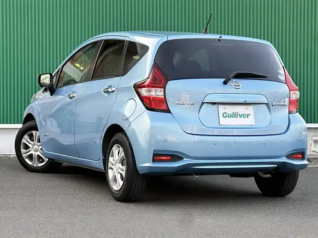 日産 ノート e－パワー X 宮城県 2016(平28)年 3.2万km ソニックブルー インテリジェントアラウンドビューモニターセット/・踏み間違い衝突防止アシスト/・フロント＆バックソナー/・インテリジェントアラウンドビューモニター/・スマートルームミラー/・ドアミラーヒーター/LEDヘッドランプ/＝＝＝/エマージェンシーブレーキ/車線逸脱警報/純正ナビ（MM316D-W）/・CD/DVD/・Bluetooth/・フルセグTV/ETC/ステアリングスイッチ/オートライト/スマートキー＆プッシュスタート/電動格納ミラー/純正フロアマット/Wエアバッグ