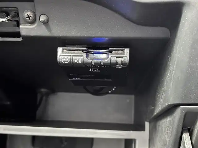 日産 ノート e－パワー X 宮城県 2016(平28)年 3.2万km ソニックブルー インテリジェントアラウンドビューモニターセット/・踏み間違い衝突防止アシスト/・フロント＆バックソナー/・インテリジェントアラウンドビューモニター/・スマートルームミラー/・ドアミラーヒーター/LEDヘッドランプ/＝＝＝/エマージェンシーブレーキ/車線逸脱警報/純正ナビ（MM316D-W）/・CD/DVD/・Bluetooth/・フルセグTV/ETC/ステアリングスイッチ/オートライト/スマートキー＆プッシュスタート/電動格納ミラー/純正フロアマット/Wエアバッグ