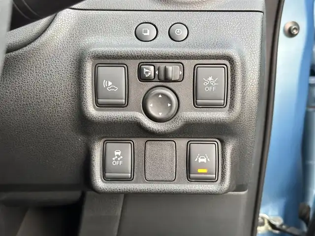 日産 ノート e－パワー X 宮城県 2016(平28)年 3.2万km ソニックブルー インテリジェントアラウンドビューモニターセット/・踏み間違い衝突防止アシスト/・フロント＆バックソナー/・インテリジェントアラウンドビューモニター/・スマートルームミラー/・ドアミラーヒーター/LEDヘッドランプ/＝＝＝/エマージェンシーブレーキ/車線逸脱警報/純正ナビ（MM316D-W）/・CD/DVD/・Bluetooth/・フルセグTV/ETC/ステアリングスイッチ/オートライト/スマートキー＆プッシュスタート/電動格納ミラー/純正フロアマット/Wエアバッグ