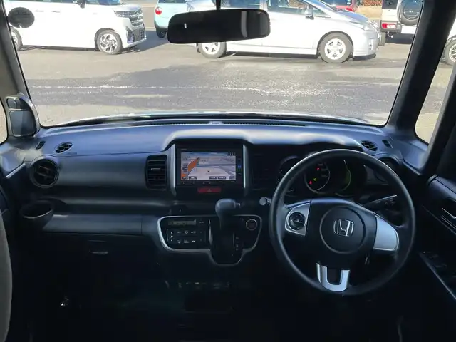 ホンダ Ｎ ＢＯＸ G SSパッケージ 福島県 2017(平29)年 7.9万km プレミアムホワイトパールⅡ 純正ナビゲーション/型番：VXM-174VFXi/【CD/DVD/SD/TV】/両側パワースライドドア/バックカメラ/ビルトインETC/純正エンジンスターター/前席シートヒーター/HIDヘッドライト/・オートライト/スマートキー/・プッシュスタート/シートバックテーブル/リアドアシェード/ステアリングリモコン/純正フロアマット/ドアバイザー