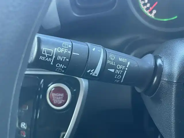 ホンダ Ｎ ＢＯＸ G SSパッケージ 福島県 2017(平29)年 7.9万km プレミアムホワイトパールⅡ 純正ナビゲーション/型番：VXM-174VFXi/【CD/DVD/SD/TV】/両側パワースライドドア/バックカメラ/ビルトインETC/純正エンジンスターター/前席シートヒーター/HIDヘッドライト/・オートライト/スマートキー/・プッシュスタート/シートバックテーブル/リアドアシェード/ステアリングリモコン/純正フロアマット/ドアバイザー