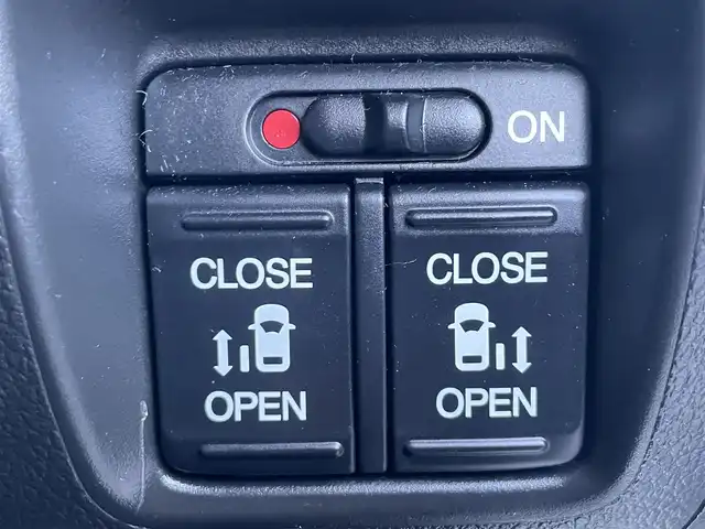 ホンダ Ｎ ＢＯＸ G SSパッケージ 福島県 2017(平29)年 7.9万km プレミアムホワイトパールⅡ 純正ナビゲーション/型番：VXM-174VFXi/【CD/DVD/SD/TV】/両側パワースライドドア/バックカメラ/ビルトインETC/純正エンジンスターター/前席シートヒーター/HIDヘッドライト/・オートライト/スマートキー/・プッシュスタート/シートバックテーブル/リアドアシェード/ステアリングリモコン/純正フロアマット/ドアバイザー