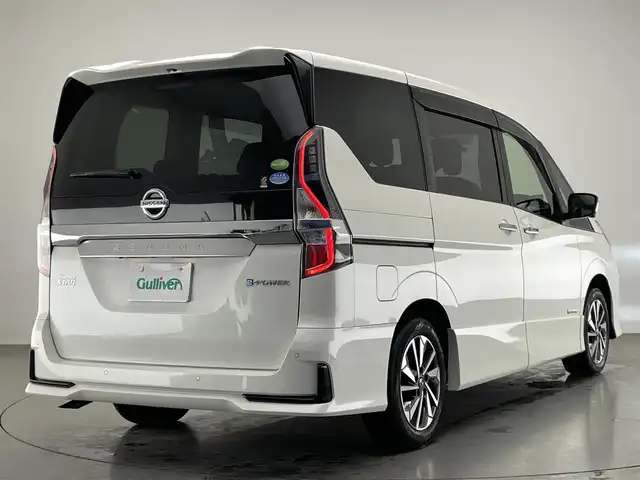 日産 セレナ e－パワー ハイウェイスター V 愛知県 2020(令2)年 5.7万km ブリリアントホワイトパール 純正１０型ナビ　地デジＴＶ　Ｂｌｕｅｔｏｏｔｈ　純正後席モニター　セーフティパックＢ　プロパイロット　全方位カメラ　ハンズフリー両側パワスラ　ドラレコ　ＢＳＭ　ＥＴＣ　電動パーキング　衝突軽減　禁煙車