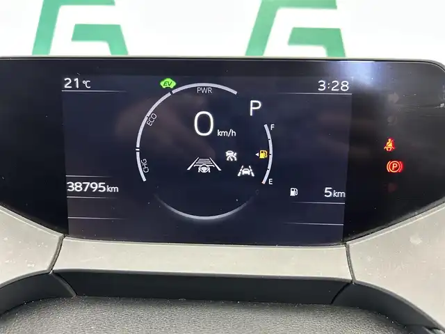 トヨタ プリウス G 鹿児島県 2023(令5)年 3.9万km アティチュードブラックマイカ 純正8インチディスプレイオーディオ/(フルセグ/Bluetooth/AppleCarPlay/AndroidAuto)/パノラミックビューモニター/ビルトインETC2.0/前席シートヒーター/Toyota Safety Sense/　・プリクラッシュセーフティー/　・レーントレーシングアシスト/　・レーダークルーズコントロール/　・オートマチックハイビーム/　・ロードサインアシスト/　・プロアクティブドライビングアシスト/ブラインドスポットモニター/100V充電/社外ダウンサス/社外マフラー/ステアリングリモコン/LEDヘッドライト