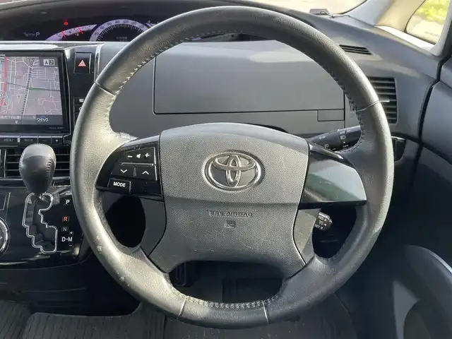 トヨタ エスティマ アエラス プレミアムエディション 福岡県 2013(平25)年 7.1万km ブラック エンジンスタートボタン/PW/AAC/スマートキー/社外カメラ(バック)/社外ナビ/フルセグTV/前後ドラレコ/パワーシート(D席)/両側パワスラ/ABS/オートライト/Wエアバッグ/ウォークスルー/オットマン