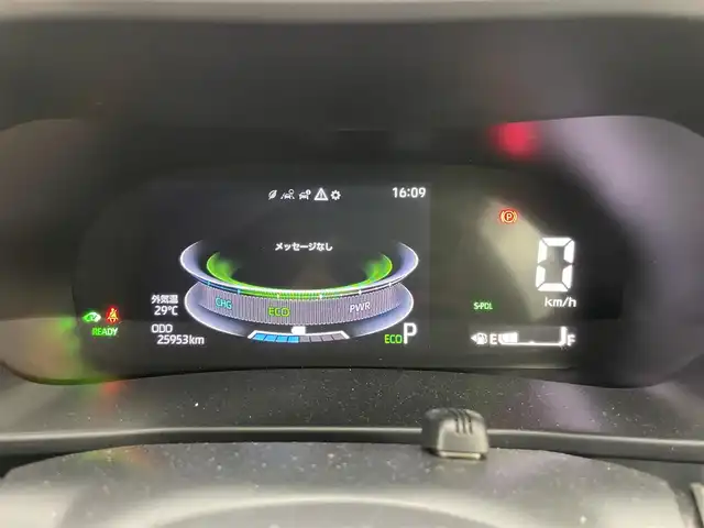 トヨタ ライズ Z 岡山県 2022(令4)年 2.6万km ファイアークォーツレッドM 純正メモリナビゲーション		/【フルセグ/Bluetooth/DVD】		/パノラミックビューモニター		/純正17inアルミホイール+サマータイヤ：装着			/レーダークルーズコントロール		/ビルトインETC		/LEDヘッドライト（AUTO機能付き）		/シートヒーター		/横滑り防止機能		/衝突軽減システム		/車線逸脱防止システム		/社外ドライブレコーダー				/スマートキー				/プッシュスタート		/コーナーセンサー				/フロアマット		/新車保証書		/取扱説明書		/スペアキー×１