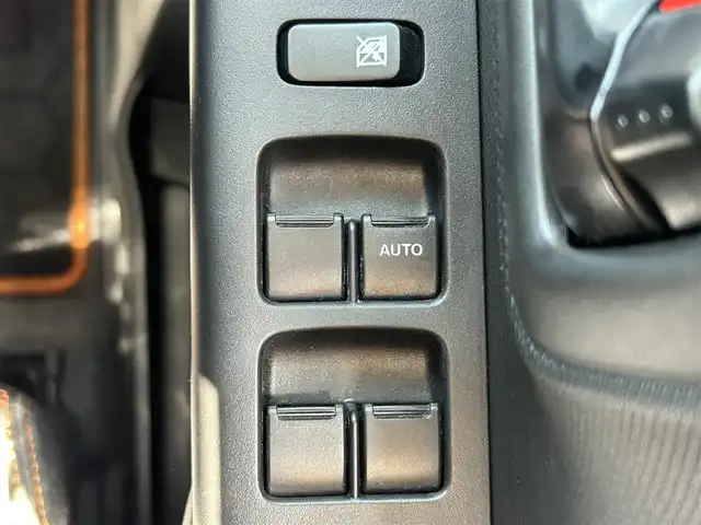 スズキ スペーシア ギア HYBRID XZターボ 兵庫県 2019(令1)年 4.2万km ピュアホワイトP 純正ナビ/Bluetoothオーディオ/フルセグテレビ/ビルトインETC/パドルシフト/全方位モニター/前席シートヒーター/両側パワースライドドア/純正AW/LEDヘッドライト/ターボ/スマートキー
