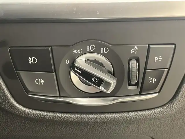 ＢＭＷ Ｘ３ xDrive20d Xライン 岡山県 2018(平30)年 4.8万km ミネラルホワイト BMW純正iDriveナビ/全周囲カメラ/ドラレコ（F）/ポプラウッドトリム/HUD/SOSコール/ワイヤレス充電トレイ/ミラー一体型ETC/ひりディセントコントロール/歩行者警告/衝突警告車線変更警告/側面衝突警告/Bluetooth/USB/PDC/レザーシート/シートヒーター/ブレーキオートホールド/PTG