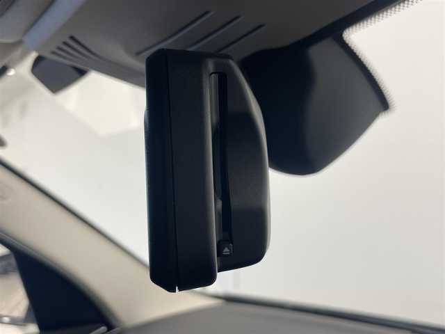 ＢＭＷ Ｘ３ xDrive20d Xライン 岡山県 2018(平30)年 4.8万km ミネラルホワイト BMW純正iDriveナビ/全周囲カメラ/ドラレコ（F）/ポプラウッドトリム/HUD/SOSコール/ワイヤレス充電トレイ/ミラー一体型ETC/ひりディセントコントロール/歩行者警告/衝突警告車線変更警告/側面衝突警告/Bluetooth/USB/PDC/レザーシート/シートヒーター/ブレーキオートホールド/PTG