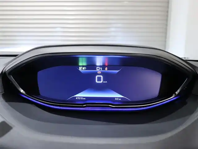 プジョー ３００８ GTライン ブルー HDi 静岡県 2020(令2)年 4.7万km アマゾナイトグレー サンルーフ/CarPlay/バックカメラ/ハーフレザー /シートヒーター　/マッサージ機能付き　/ランバーサポート/アイドリングストップ/クルーズコントロール/プッシュスタート/ETC/電動リアゲート/コーナーセンサー　/グリップコントロール　/ワイヤレス充電/ドラレコ前後/アンビエントライト　/保証書、取説、スペアキー