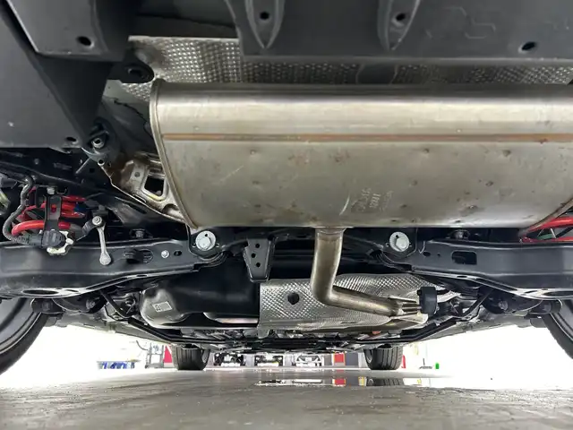 トヨタ プリウス ＰＨＶ S GRスポーツ 愛知県 2020(令2)年 1.6万km ホワイトパールクリスタルシャイン 純正9インチSDナビゲーション/CD DVD フルセグTV Bluetooth　HDMI/バックカメラ/ビルトインETC/トヨタセーフティセンス/レーンキープアシスト/レーダークルーズコントロール/オートマチックハイビーム/LEDヘッドライト/オートライト/純正18インチアルミホイール/シートヒーター(D/N)/ウィンカーミラー/電動格納ミラー/横滑り防止装置/スマートキー/エンジンプッシュスタート/フロアマット/充電ケーブル積み込み有り