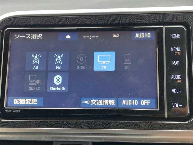 トヨタ シエンタ ハイブリッド G セーフティエディション 東京都 2020(令2)年 2.6万km ホワイトパールクリスタルシャイン 純正ナビ/アラウンドビューモニター/両側パワースライドドア/ステアリングヒーター/フルセグテレビ/LEDヘッドライト/前席シートヒーター/スペアキー/衝突軽減ブレーキ/レーンキープアシスト/オートマティックハイビーム/コーナーセンサー/新車保証書/取扱説明書
