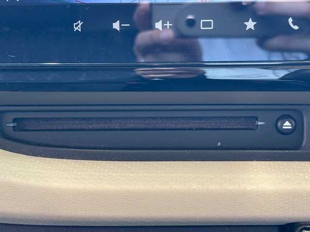 三菱 デリカＤ：２ ハイブリッドMZ 埼玉県 2020(令2)年 2.1万km ワイン 三菱e-Assist/純正9インチナビ/ CD/DVD/BT/フルセグ/USB/AppleCarPlay/全方位カメラ/両側電動スライドドア/パーキングセンサー/シートヒーター/LEDヘッドライト/レーダークルーズコントロール/レーンキープアシスト/スマートキー/ETC/禁煙車