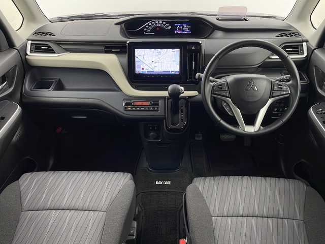 三菱 デリカＤ：２ ハイブリッドMZ 栃木県 2020(令2)年 2.1万km ワイン 全方位カメラ/純正9インチコネクトナビ/・Apple CarPlay/Android Auto/Bluetooth/・CD/DVD/USB/・AM/FM/三菱e-Assist/・衝突軽減ブレーキ/・誤発進抑制/・レーダークルーズコントロール/・レーンキープアシスト/・ヘッドアップディスプレイ/・標識認識/・先行者発進お知らせ/・ふらつき警報/両側電動スライドドア/ビルトインETC/前後ドライブレコーダー/シートヒーター(D/N席)/LEDヘッドライト/LEDフォグランプ/純正15インチアルミホイール/ドアバイザー/スマートキー×2本/サイド+カーテンエアバッグ