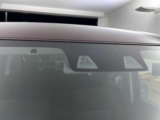 三菱 デリカＤ：２ ハイブリッドMZ 栃木県 2020(令2)年 2.1万km ワイン 全方位カメラ/純正9インチコネクトナビ/・Apple CarPlay/Android Auto/Bluetooth/・CD/DVD/USB/・AM/FM/三菱e-Assist/・衝突軽減ブレーキ/・誤発進抑制/・レーダークルーズコントロール/・レーンキープアシスト/・ヘッドアップディスプレイ/・標識認識/・先行者発進お知らせ/・ふらつき警報/両側電動スライドドア/ビルトインETC/前後ドライブレコーダー/シートヒーター(D/N席)/LEDヘッドライト/LEDフォグランプ/純正15インチアルミホイール/ドアバイザー/スマートキー×2本/サイド+カーテンエアバッグ