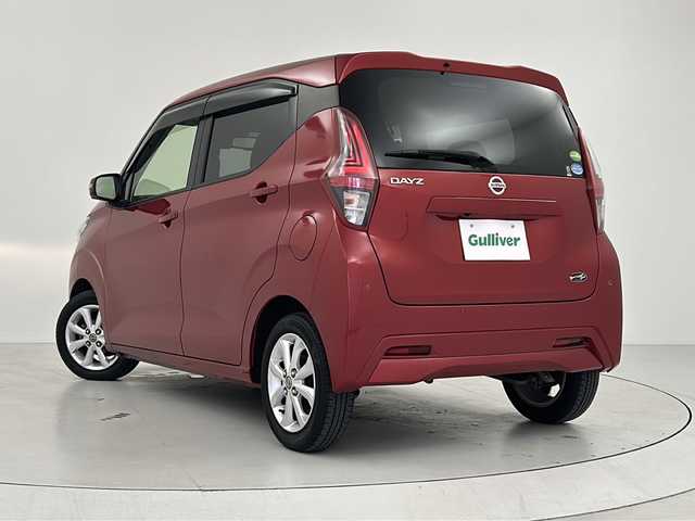 日産 デイズ X 大阪府 2020(令2)年 5.3万km スパークリングレッドM エマージェンシーブレーキ/純正ナビ（Bluetooth/CD/DVD/AM/FM）/フルセグTV/アラウンドビューモニター/オートマチックハイビーム/純正14インチアルミホイール/車線逸脱警報機能/踏み間違い衝突防止アシスト/車線逸脱防止支援システム/前方衝突予測警報/ふらつき警報/先行車発進お知らせ機能/クリアランスソナー/スマートキー/ETC