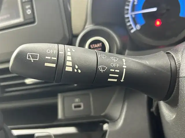 日産 デイズ X 大阪府 2020(令2)年 5.3万km スパークリングレッドM エマージェンシーブレーキ/純正ナビ（Bluetooth/CD/DVD/AM/FM）/フルセグTV/アラウンドビューモニター/オートマチックハイビーム/純正14インチアルミホイール/車線逸脱警報機能/踏み間違い衝突防止アシスト/車線逸脱防止支援システム/前方衝突予測警報/ふらつき警報/先行車発進お知らせ機能/クリアランスソナー/スマートキー/ETC