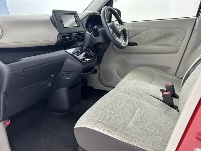 日産 デイズ X 大阪府 2020(令2)年 5.3万km スパークリングレッドM エマージェンシーブレーキ/純正ナビ（Bluetooth/CD/DVD/AM/FM）/フルセグTV/アラウンドビューモニター/オートマチックハイビーム/純正14インチアルミホイール/車線逸脱警報機能/踏み間違い衝突防止アシスト/車線逸脱防止支援システム/前方衝突予測警報/ふらつき警報/先行車発進お知らせ機能/クリアランスソナー/スマートキー/ETC