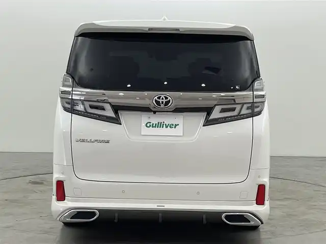 トヨタ ヴェルファイア Z Gエディション 福岡県 2018(平30)年 5.3万km ホワイトパールクリスタルシャイン Ｗサンルーフ　/Ｆ／Ｒエアロパーツ　/純正１０型ナビ/フルセグTV　/バックカメラ　/トヨタセーフティセンス　/コーナーセンサー　/レーダークルーズコントロール　/衝突軽減ブレーキ　/レーンキープ　/アクセル踏み間違い防止　/ＭＴモード付ＡＴ　/両側電動スライドドア　/パワーバックドア　/ステアリングヒーター　/シートヒーター／ベンチレーション　/シートメモリー付きパワーシート　/オートマチックハイビーム　/３眼ＬＥＤヘッドライト