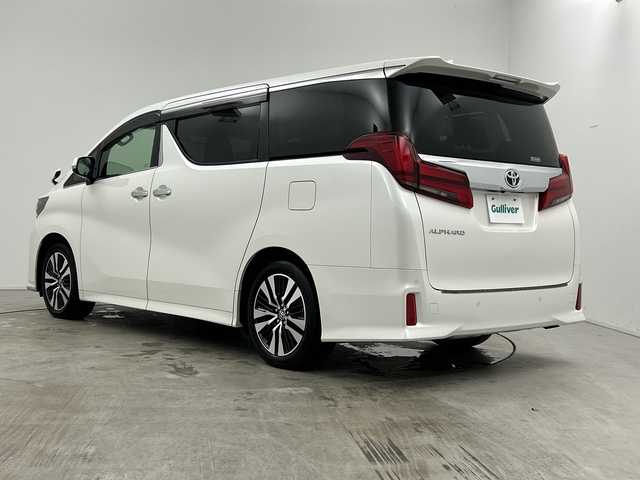 トヨタ アルファード S Cパッケージ 三重県 2021(令3)年 2.4万km ホワイトパールクリスタルシャイン /禁煙車//純正ナビ//AM/FM/CD/DVD/USB/フルセグ/Bluetooth/AndroidAuto/AppleCarPray//ツインムーンルーフ//純正12.1インチフリップダウンモニター//バックモニター//両側パワースライドドア//全席パワーシート//前席シートヒーター//前席ベンチレーション//パワーバックドア//バックモニター//三眼LEDヘッドライト//シーケンシャルウィンカー//メモリ機能付パワーシート//ステアリングヒーター//ウッドコンビステアリング//ビルトインETC//電動パーキング//純正18インチAW