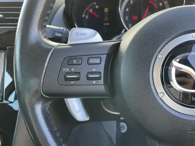 マツダ ＲＸ－８ 宮崎県 2009(平21)年 9.7万km サンライトシルバーメタリック 社外ナビ「C9P7」/(AM.FM.Bluetooth.DVD.CD.USB)/フルセグTV/バックカメラ/ETC/MTモード付AT/ステアリングスイッチ/パワーウィンドウ/電格ミラー/オートエアコン/リモコンキー