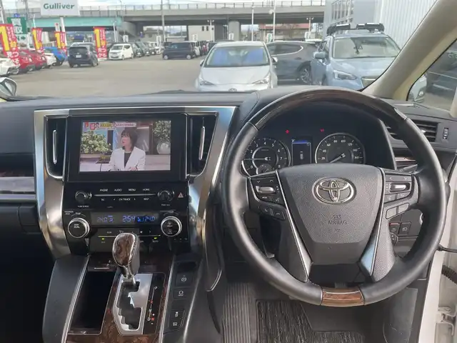 トヨタ アルファード X 石川県 2020(令2)年 4.2万km ホワイトパールクリスタルシャイン ワンオーナー/純正ディスプレイオーディオ/フルセグTV/バックカメラ/両側パワースライドドア/LEDヘッドライト/ビルトインETC/レーダークルーズ/トヨタセーフティセンス/純正アルミホイール/スマートキー/プッシュスタート/電動ミラー/保証書