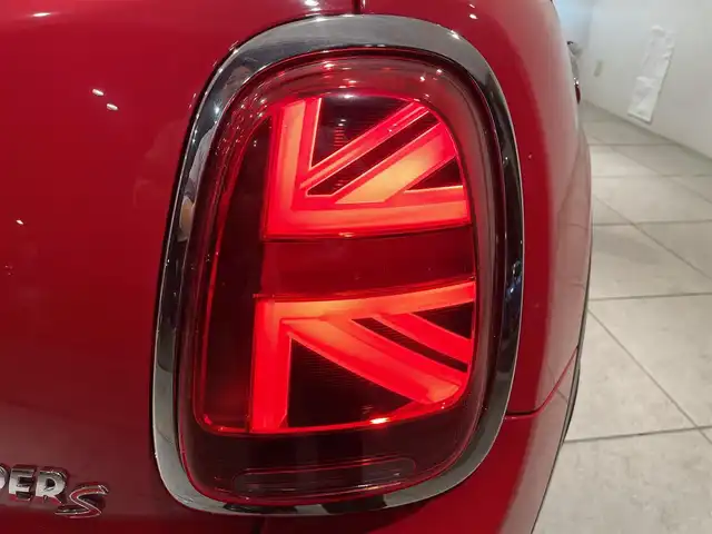 ＭＩＮＩ ミニ クーパー S 愛知県 2019(令1)年 2.6万km チリ・レッド ペッパーパッケージ　/前席CABANAシートカバー　/LCIモデル　/ジョンクーパーワークスステアリング　/パドルシフト/純正ナビ　/Bluetooth　/バックカメラ　/カロッツェリアフルセグTVキット　/インテリジェントセーフティー　/ドライブレコーダー　/ミラー型ETC　/LEDヘッドライト/コーナーセンサー/プッシュスタート/アイドリングストップ
