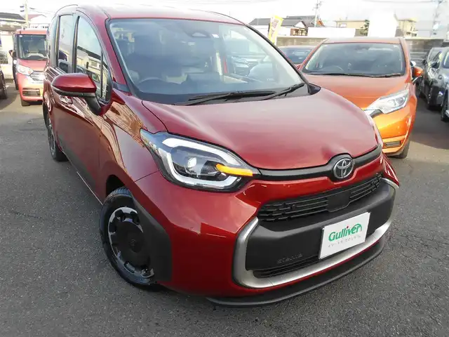 トヨタ シエンタ Z 福岡県 2022(令4)年 2.4万km スカーレットメタリック 　シエンタ　・　Z　/新車時保証書・ユーザーガイド/純正ナビ・フルセグTV・bluetooth/純正バックガイドモニター/純正ビルトイン2.0ETC/スマーチキー×2・プッシュスタート/純正リモコンエンジンスターター/レーダークルーズコントロール/ステアリングスイッチ・ヒーダー/オートLEDヘッドライト/オート電格ドアミラー/D・N席シートヒーター/両側パワースライドD