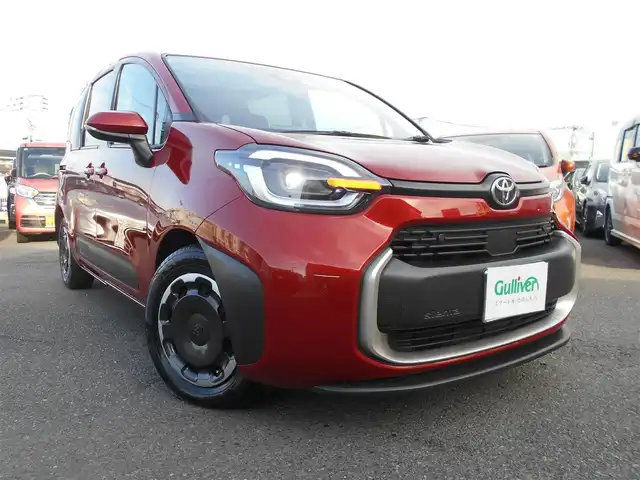 トヨタ シエンタ Z 福岡県 2022(令4)年 2.4万km スカーレットメタリック 　シエンタ　・　Z　/新車時保証書・ユーザーガイド/純正ナビ・フルセグTV・bluetooth/純正バックガイドモニター/純正ビルトイン2.0ETC/スマーチキー×2・プッシュスタート/純正リモコンエンジンスターター/レーダークルーズコントロール/ステアリングスイッチ・ヒーダー/オートLEDヘッドライト/オート電格ドアミラー/D・N席シートヒーター/両側パワースライドD