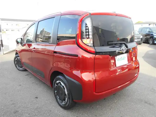 トヨタ シエンタ Z 福岡県 2022(令4)年 2.4万km スカーレットメタリック 　シエンタ　・　Z　/新車時保証書・ユーザーガイド/純正ナビ・フルセグTV・bluetooth/純正バックガイドモニター/純正ビルトイン2.0ETC/スマーチキー×2・プッシュスタート/純正リモコンエンジンスターター/レーダークルーズコントロール/ステアリングスイッチ・ヒーダー/オートLEDヘッドライト/オート電格ドアミラー/D・N席シートヒーター/両側パワースライドD