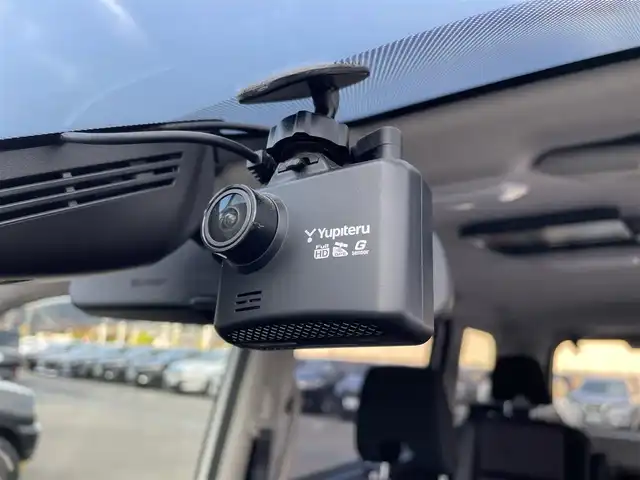 日産 セレナ e－パワー ハイウェイスター V 東京都 2019(平31)年 6.6万km 白 社外ナビ/　　TV　フルセグ　Bluetooth　/両側電動スライドドア　/レーダークルーズコントロールシステム　/シートヒーター　/ＥＴＣ　/パドルシフト　/バックカメラ　/純正フロアマット　/ＡＢＳ　/横滑り防止装置　/コーナーセンサー　/レーンアシスト　/盗難防止装置