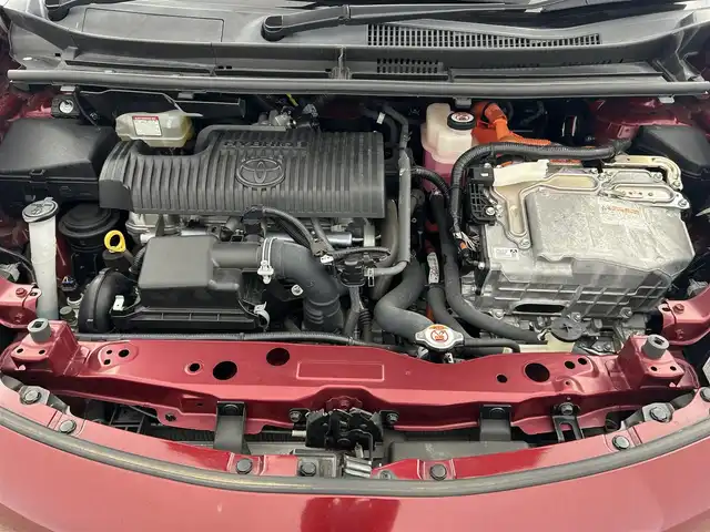 トヨタ シエンタ ハイブリッド ファンベースG 千葉県 2019(令1)年 4.8万km センシュアルレッドマイカ 禁煙車/社外メモリナビ/　CD/DVD/BT/フルセグTV/両側パワースライドドア/トヨタセーフティセンス/・プリクラッシュセーフティ/・レーンディパーチャーアラート/・オートマチックハイビーム/・先行車発進お知らせ機能/クルーズコントロール/バックカメラ/ETC/前席シートヒーター/ステアリングヒーター/スマートキー&プッシュスタート/LEDヘッドライト