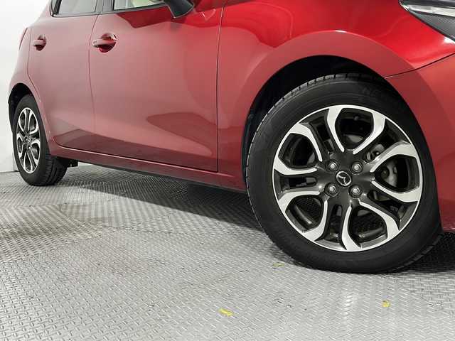 マツダ デミオ XD ツーリング Lパッケージ 広島県 2015(平27)年 3.7万km ソウルレッドプレミアムメタリック 純正ナビ/バックカメラ/ハーフレザーシート/衝突軽減ブレーキ/誤発進抑制機能/ブラインドスポットモニター/オートハイビーム/クルーズコントロール/ヘッドアップディスプレイ/パドルシフト/LEDヘッドランプ/純正16インチAW/ETC/ドライブレコーダー