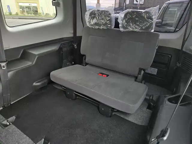 三菱 パジェロ 鹿児島県 2005(平17)年 7万km ウォームホワイトパール 純正ＨＤＤナビ　/バックカメラ　/社外ＥＴＣ　/ＭＴモード付きＡＴ　/ワンセグテレビ　/純正アルミホイール（１６インチ）　/エンジンイモビライザー　/ムーンルーフ　/横滑り防止装置　/１００Ｖ充電　/ルーフレール/Wエアバッグ