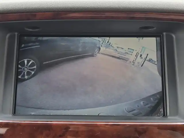 三菱 パジェロ 鹿児島県 2005(平17)年 7万km ウォームホワイトパール 純正ＨＤＤナビ　/バックカメラ　/社外ＥＴＣ　/ＭＴモード付きＡＴ　/ワンセグテレビ　/純正アルミホイール（１６インチ）　/エンジンイモビライザー　/ムーンルーフ　/横滑り防止装置　/１００Ｖ充電　/ルーフレール/Wエアバッグ