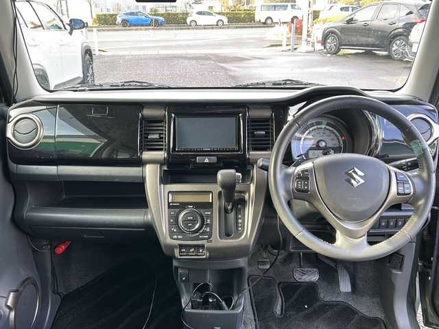 スズキ ハスラー Jスタイル Ⅱ ターボ 福島県 2016(平28)年 8.8万km クールカーキパールメタリック/ホワイト2トーンルーフ スズキセーフティサポート/・衝突被害軽減ブレーキ/・車線逸脱警報装置/・誤発進抑制装置/・ふらつき警報機能/・先行車発進お知らせ機能/社外ナビ/・型番：MDR-RC175/・フルセグTV/BT/CD/DVD/iPod/SD/FM/AM/前後ドライブレコーダー/・型番：MDR-RC175/革張りステアリング/・ステアリングスイッチ/・パドルシフト/・クルーズコントロール/ベンチシート/・フルフラットシート/・D+N席シートヒーター/ダウンヒルアシストコントロール/電動格納ミラー/・ウィンカーミラー/プッシュスタート/・スマートキー/・スペアキー1本/ルーフレール/LEDヘッドライト/・フォグランプ/・オートライト/純正ドアバイザー/純正15インチAW