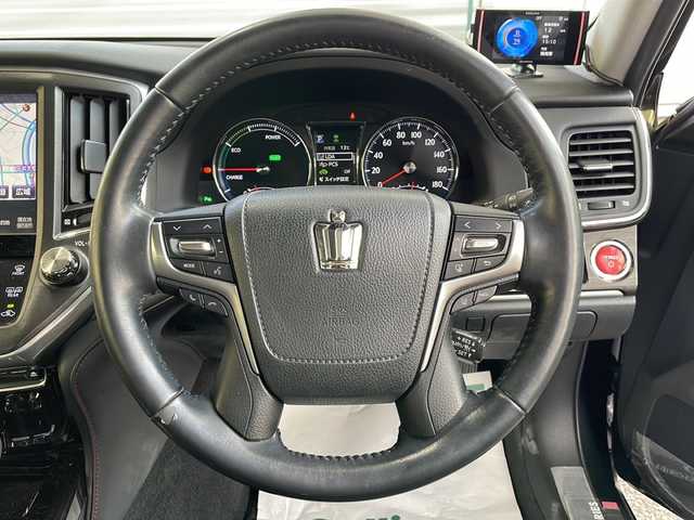 トヨタ クラウン ハイブリッド アスリートG 東京都 2017(平29)年 3.2万km プレシャスブラックパール ワンオーナー/純正メモリナビ/CD/DVD/BT/フルセグテレビ/バックカメラ/ウィンカーミラー/クルーズコントロール/プッシュスタート/ドアバイザー/ETC/レザーシート/パワーシート/シートヒーター/エアーシート/ハンドルヒーター/前後ドラレコ/前後コーナーセンサー/PCS/BSM/社外AW付スタッドレス4本積載