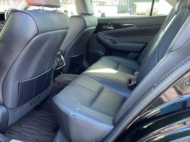 トヨタ クラウン ハイブリッド アスリートG 東京都 2017(平29)年 3.2万km プレシャスブラックパール ワンオーナー/純正メモリナビ/CD/DVD/BT/フルセグテレビ/バックカメラ/ウィンカーミラー/クルーズコントロール/プッシュスタート/ドアバイザー/ETC/レザーシート/パワーシート/シートヒーター/エアーシート/ハンドルヒーター/前後ドラレコ/前後コーナーセンサー/PCS/BSM/社外AW付スタッドレス4本積載