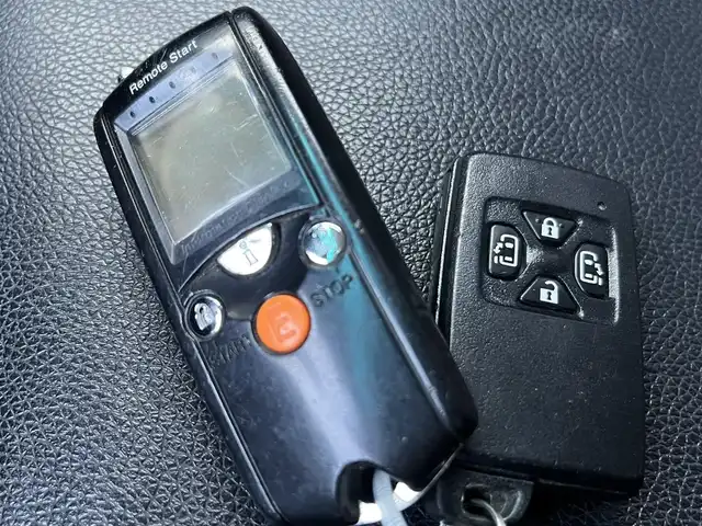 トヨタ ヴェルファイア 2．4Z 栃木県 2013(平25)年 8.6万km ホワイトパールクリスタルシャイン (株)IDOMが運営する【じしゃロン宇都宮店】の自社ローン対象車両になります。こちらは現金ご利用時の価格です。自社ローンご希望の方は別途その旨お申付け下さい。/社外ナビ/バックカメラ/フルセグ/Ｂｌｕｅｔｏｏｔｈ/フリップダウンモニター/両側パワースライドドア/ＥＴＣ/スマートキー/純正アルミホイール/ＨＩＤヘッドライト/オートライト/フォグライト