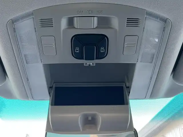 トヨタ ヴェルファイア 2．4Z 栃木県 2013(平25)年 8.6万km ホワイトパールクリスタルシャイン (株)IDOMが運営する【じしゃロン宇都宮店】の自社ローン対象車両になります。こちらは現金ご利用時の価格です。自社ローンご希望の方は別途その旨お申付け下さい。/社外ナビ/バックカメラ/フルセグ/Ｂｌｕｅｔｏｏｔｈ/フリップダウンモニター/両側パワースライドドア/ＥＴＣ/スマートキー/純正アルミホイール/ＨＩＤヘッドライト/オートライト/フォグライト