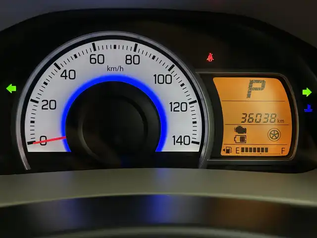 マツダ キャロル GL 道央・札幌 2019(令1)年 3.6万km スペリアホワイト ・Ｓｔｒａｄａナビ/・バックカメラ/・衝突軽減ブレーキ/・横滑り防止機能/・ＥＴＣ/・Ｂｌｕｅｔｏｏｔｈ＆ＣＤ/・アイドリングストップ/・レーンアシスト/・Ｄ＋Ｎ席シートヒーター/・オートライト/・社外フロアマット/・ハロゲンヘッドライト/・ベンチシート/・リモコンキー/・パワーウインドウ