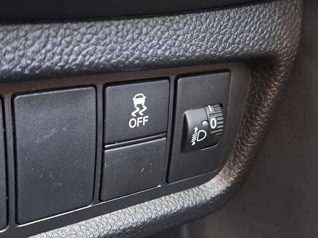 ホンダ ＷＲ－Ｖ X 愛知県 2025(令7)年 0.1万km プラチナホワイトパール /禁煙車//純正8インチHondaコネクトナビ(LXM-245ZFEi)/・フルセグTV・FM・AM・BT・USB//バックカメラ//前後ドライブレコーダー//ETC//LEDヘッドライト//スマートキー//ホンダセンシング/・路外逸脱抑制機能/・踏み間違い衝突軽減システム/・パーキングセンサー警報/・衝突軽減ブレーキ/・アダプティブクルーズコントロール//オートマチックハイビーム//パドルシフト//ドアバイザー//ステアリングスイッチ//保証書//取扱説明書//スペアキー