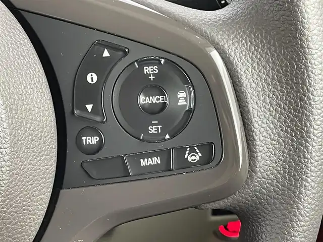 ホンダ Ｎ ＢＯＸ G L ホンダセンシング 千葉県 2020(令2)年 1.4万km ルナシルバーM 禁煙車/ホンダセンシング/　●衝突軽減ブレーキ〈CMBS〉/　●誤発進抑制機能　/　●歩行者事故低減ステアリング/　●先行車発進お知らせ機能/　●標識認識機能/　●路外逸脱抑制機能/　●ACC〈アダプティブ・クルーズ・コントロール〉/　●LKAS〈車線維持支援システム〉/　●後方誤発進抑制機能/　●オートハイビーム/純正ナビ　/ＢＴ/ＣＤ/ＡＭ/ＦＭ　/片側パワースライドドア　/バックカメラ　/ＬＥＤヘッドライト　/ドライブレコーダー/ETC/電格ミラー/シートヒーター/プッシュスタート/スマートキー