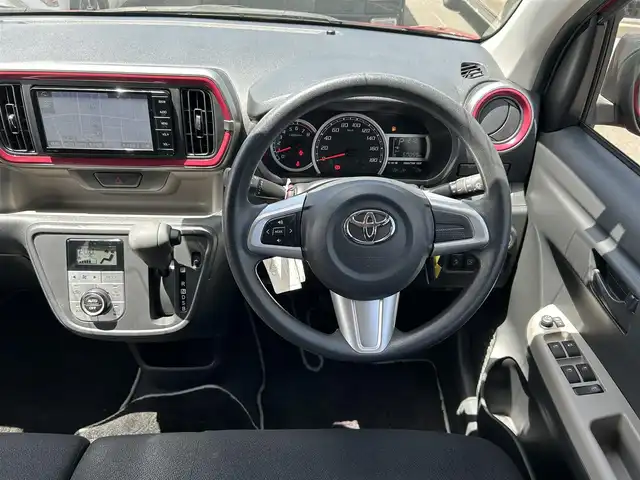 トヨタ パッソ モーダ　S 島根県 2016(平28)年 6万km ブラックマイカ/マゼンダベリーメタリック 純正SDナビ　/フルセグTV　　/Bluetooth接続　/バックカメラ　/衝突軽減ブレーキ/アイドリングストップ　/横滑り防止装置　/スマートキー　/プッシュスタート　/スペアキー１本　/LEDヘッドライト/LEDフォグライト/純正フロアマット　