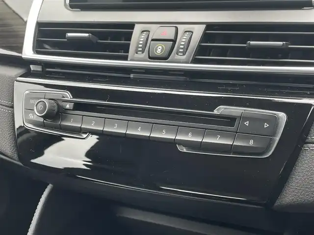 ＢＭＷ ２１８ｄ アクティブツアラー ラグジュアリー 東京都 2016(平28)年 4.2万km 白 インテリジェントＳ/純正ＨＤＤナビ/黒レザーシート/パワーシート/シートヒーター/ミラーＥＴＣ/純正ＬＥＤヘッドライト/オートライト/レーンディパーチャーウォーミング/キーレス/ＬＩＭコントロール