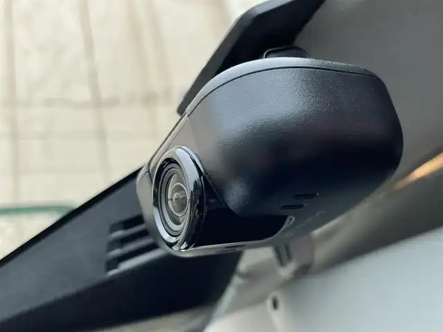スズキ スイフト スポーツ セーフティPKG 東京都 2018(平30)年 1.9万km チャンピオンイエロー 純正ナビ/全方位モニター/デュアルカメラブレーキサポート/車線逸脱警報機能/アダプティブクルーズコントロール/シートヒーター/ＥＴＣ/ドライブレコーダー/横滑り抑制機能/ステアリングスイッチ