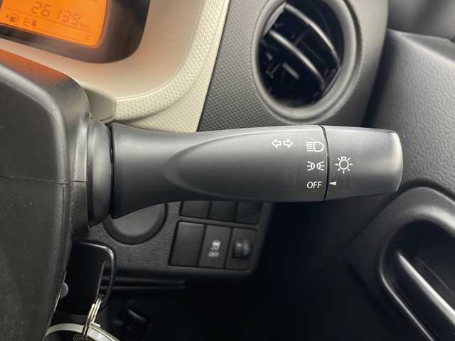 スズキ アルト F 秋田県 2019(令1)年 2.7万km ブルーイッシュブラックパール3 4WD/5MT/ポータブルナビ/純正オーディオ/AUX/シートヒーター/社外フロアマット/社外アルミホイール/ハロゲンライト/リモコンキー