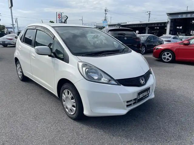 ホンダ フィット G 滋賀県 2011(平23)年 5.4万km 白 純正オーディオ/CD/USB/AUX/Bカメラ/ドライブレコーダー前後