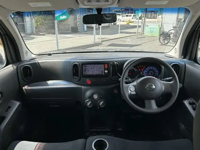 日産 キューブ 15X 兵庫県 2016(平28)年 9.5万km ダークメタルグレー ・ワンオーナー/・純正メモリーナビ/・地デジ/DVD/BT/AUX/・ステアリングリモコン/・オートリトラクタブルミラー/・アイドリングストップ/・ETC/・スマートキー/・キセノンヘッドランプ/・社外15インチAW/・スタッドレスタイヤ付き純正ホイール（キャップ付き）/175/65R15 タイヤ溝5ミリ/・スペアキーあり